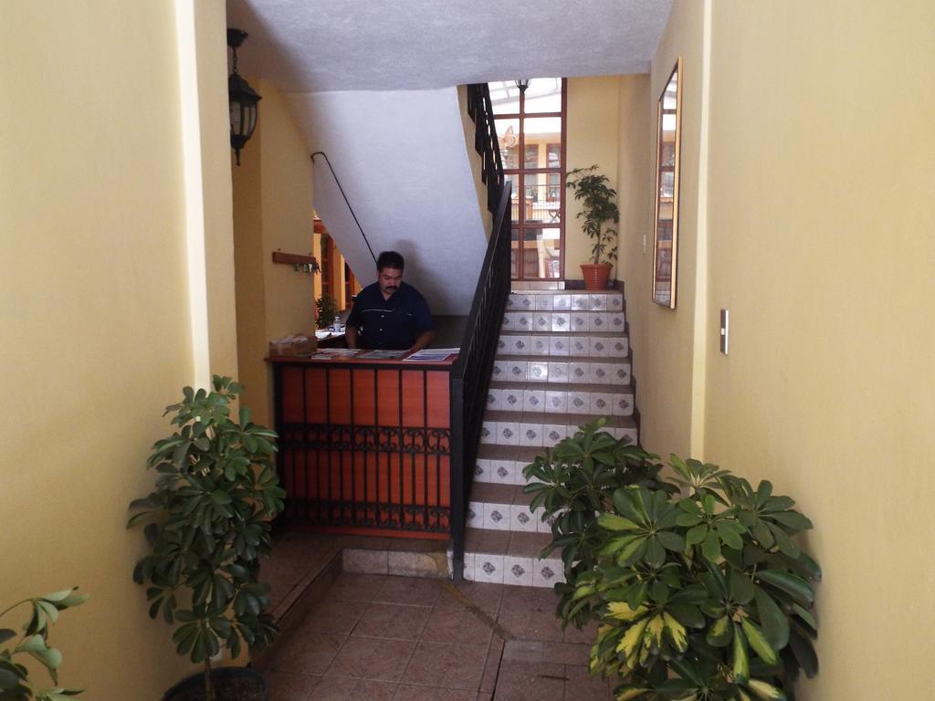 Hotel Kasa Kamelot Quetzaltenango Exterior photo